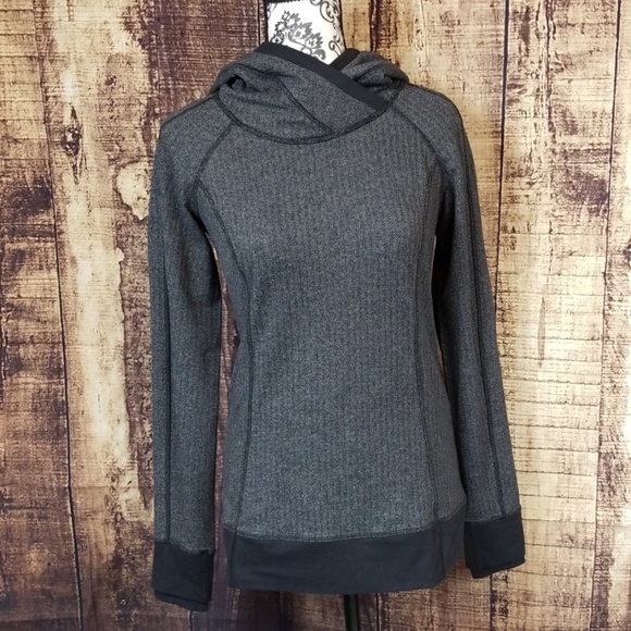 lululemon athletica Tops - Lululemon Herringbone Think Fast Pullover